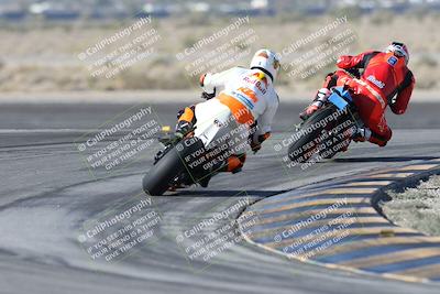 media/Dec-01-2025-Moto Forza (Mon) [[2daa91e15f]]/1-Advanced Group/Session 2 Turn 11 Backside/